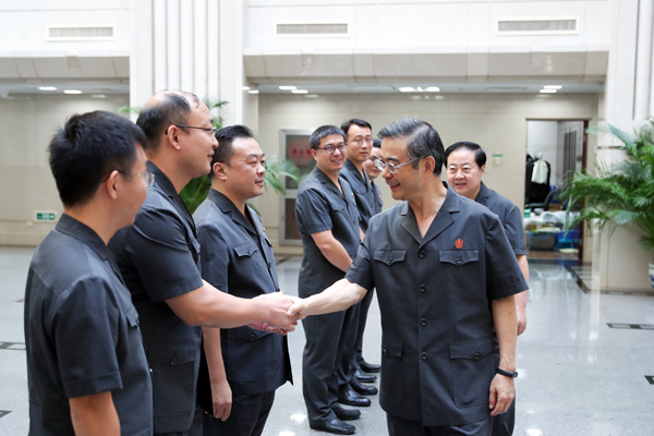 周强勉励最高人民法院援疆干部 忠诚履职尽责 不负党和人民重托  马世忠主持座谈并讲话